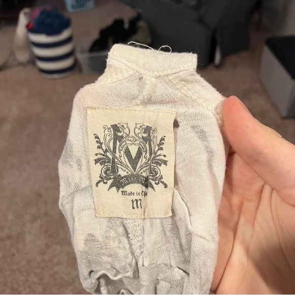 vintage y2k tshirt really cute and comfy - Picture 3 of 3